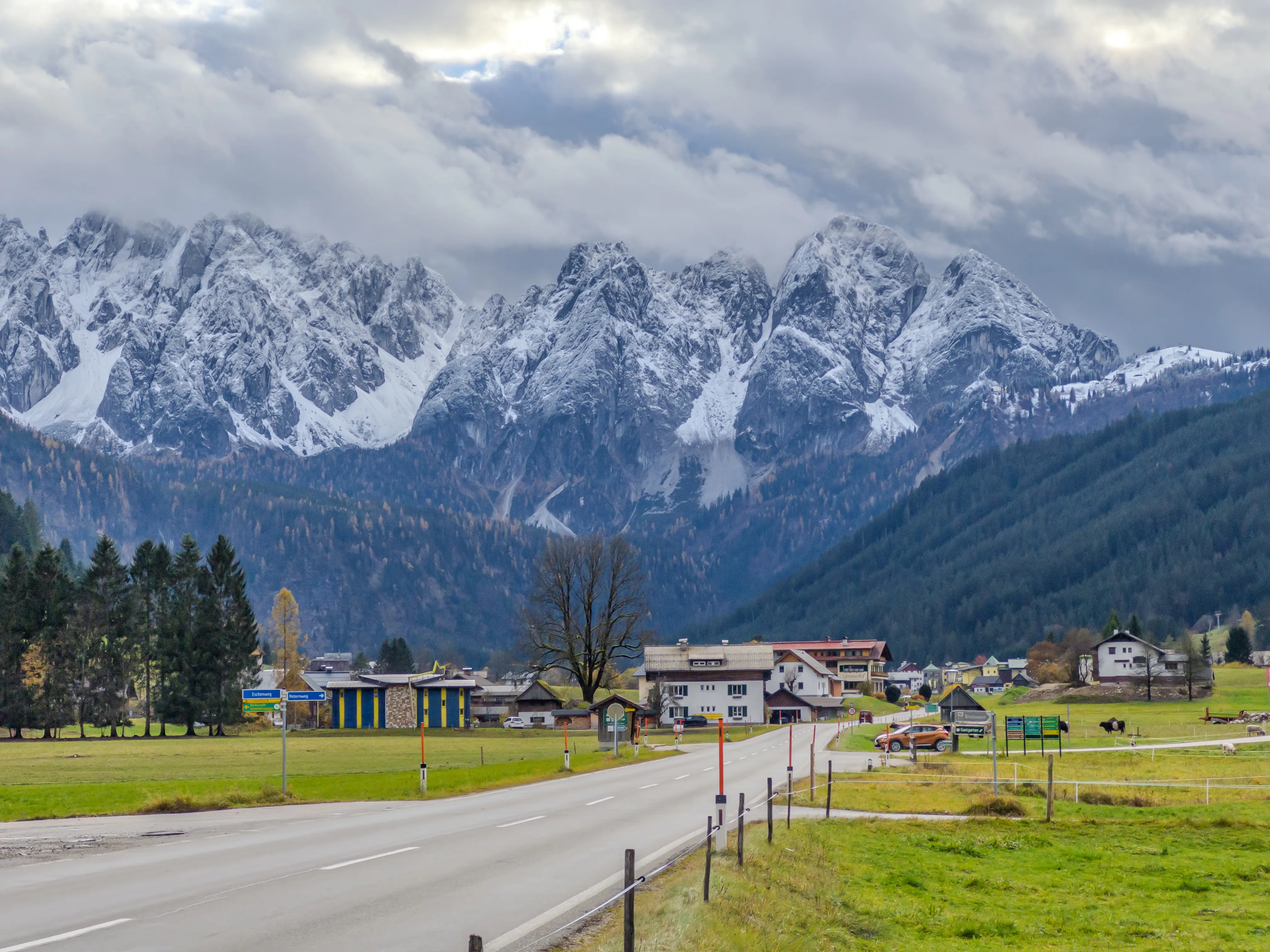 Alpine Reflections in Salzkammergut - Image 4